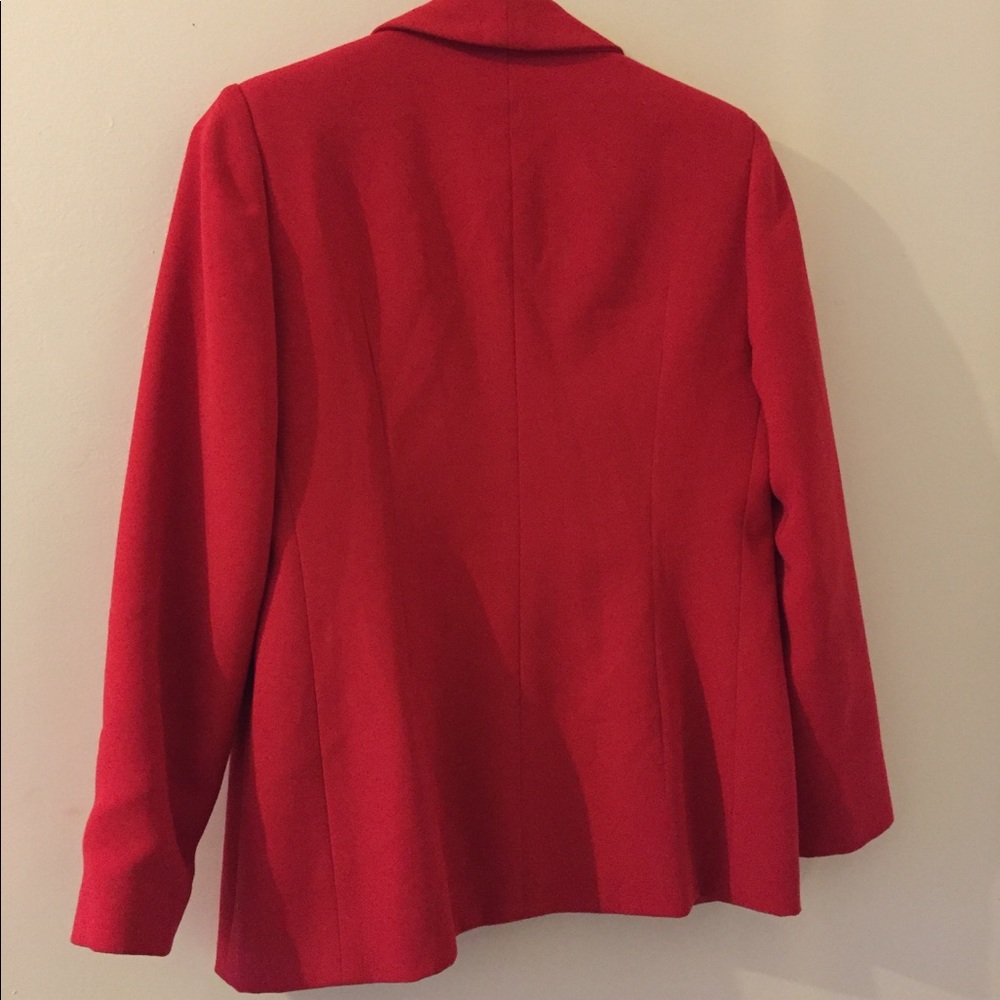 ❤️Stylish Red Blazer❤️ Waterfall Style. - Picture 5 of 8